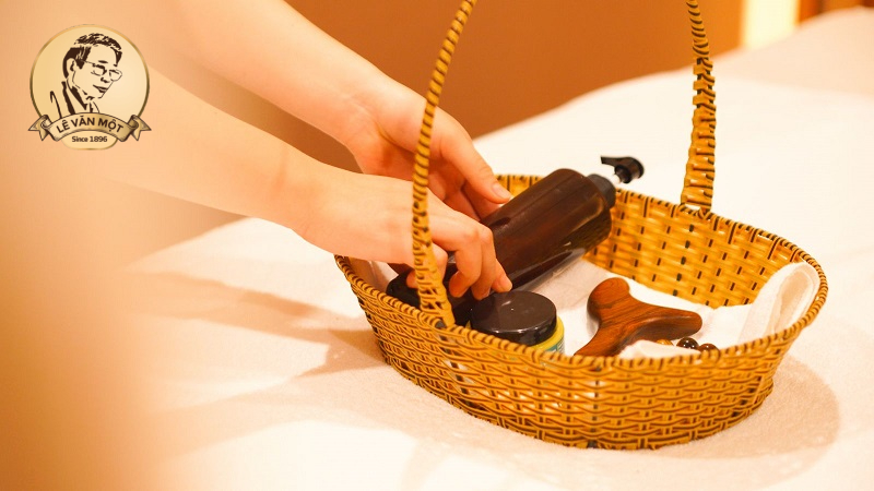 Dầu gội đầu bằng thảo dược