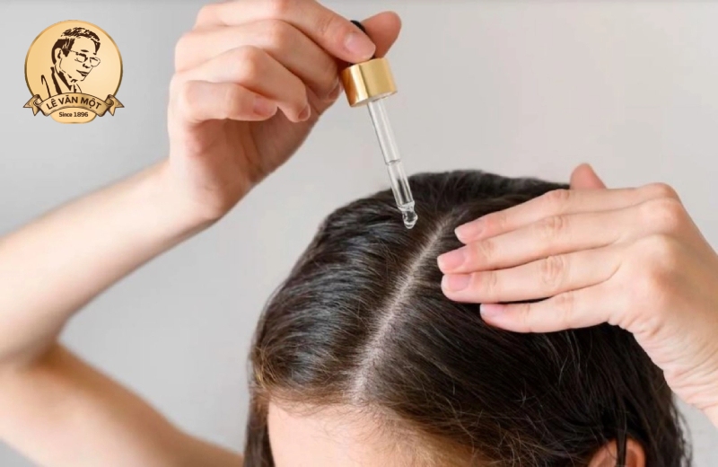 Dầu gội đầu bằng thảo dược