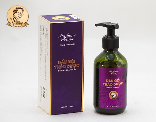 Dầu gội đầu bằng thảo dược