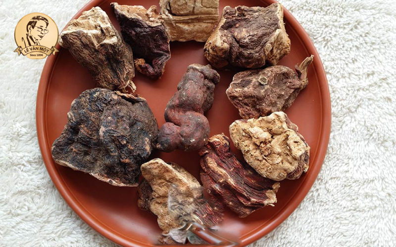 Bài thuốc trị rụng tóc