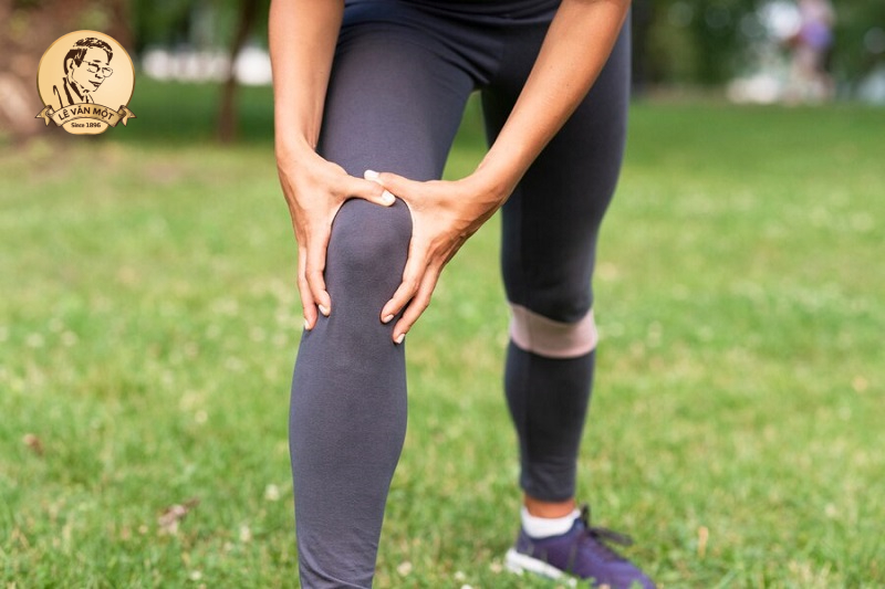 Đau căng cơ bắp chân