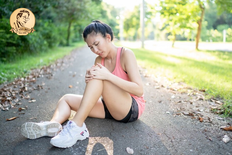 Đau căng cơ bắp chân