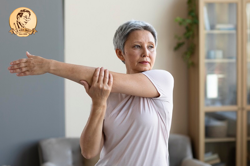 Đau khớp khuỷu tay