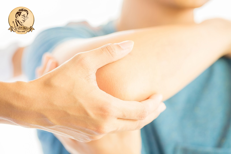 Đau khớp khuỷu tay