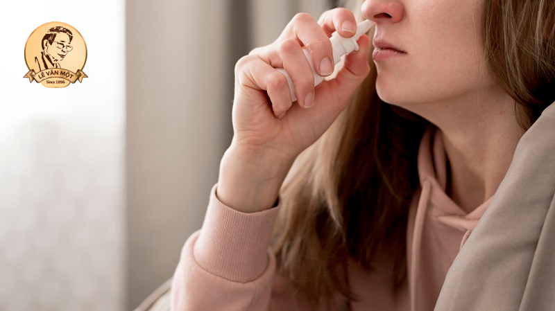 Thuốc xịt mũi điều trị viêm xoang Thuốc xịt mũi điều trị viêm xoang